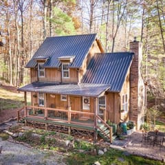 Blue Ridge Beech Cabin