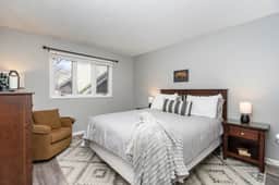 Pet-Friendly Retreat Walk to Slopes & Village! - Image 4