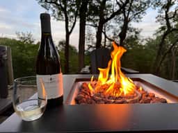 Prime Location! 5 Min to National Park & Wineries - Image 4