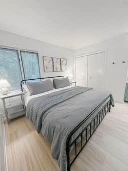 Newly Renovated Condo at Ski Wintergreen Resort - Image 4
