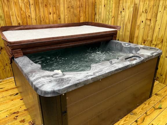 Wintergreen Ridge Retreat - Image 3